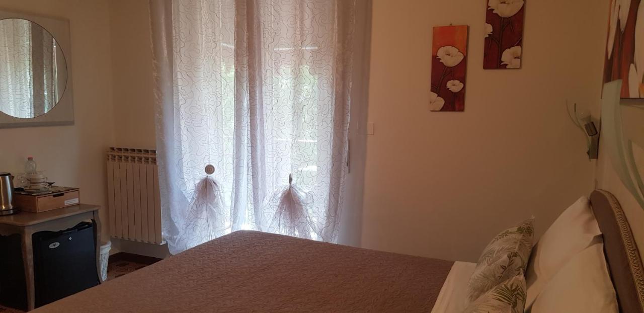 Hotel Margherita Meuble Sirmione Eksteriør bilde