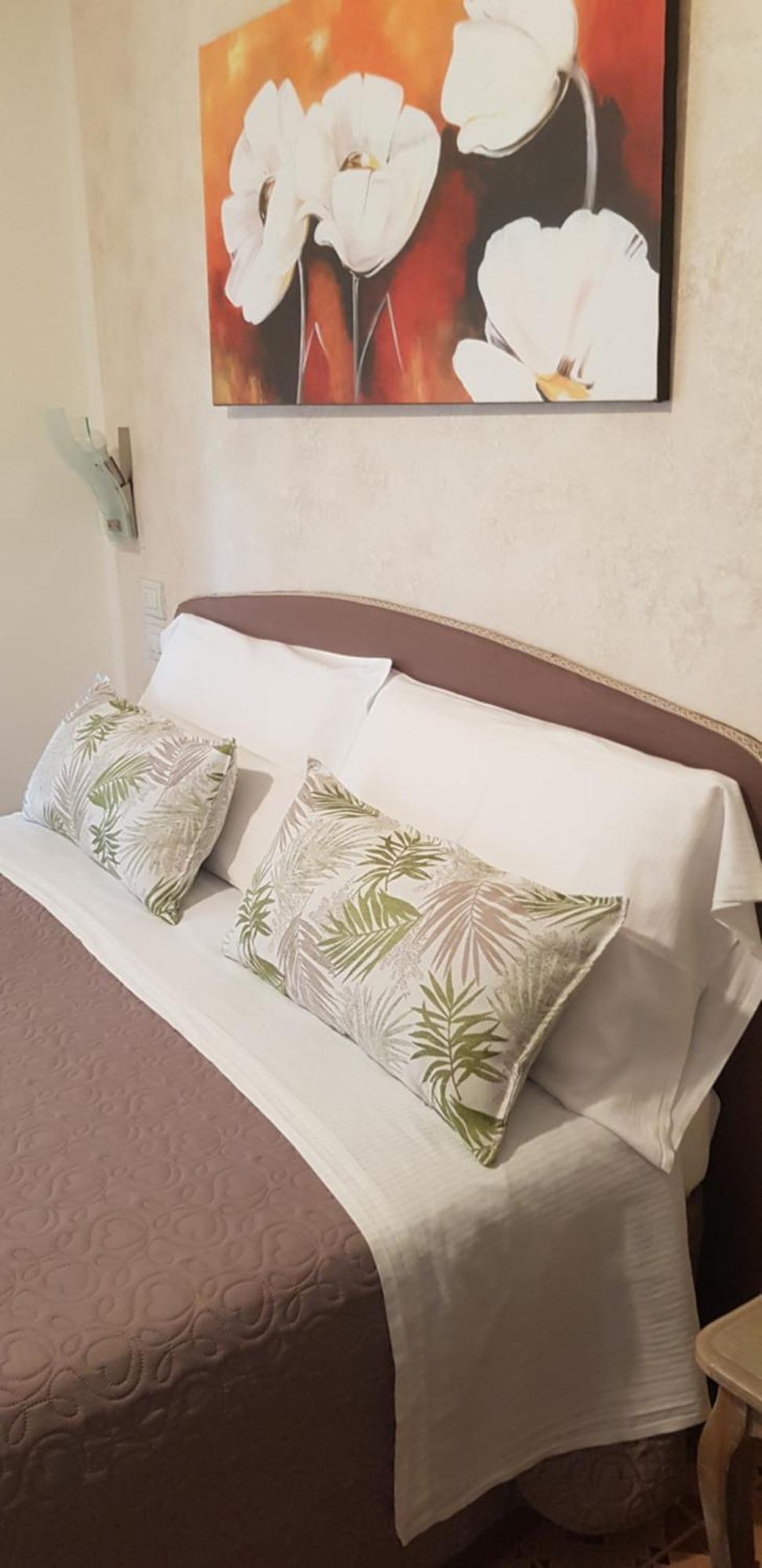 Hotel Margherita Meuble Sirmione Rom bilde