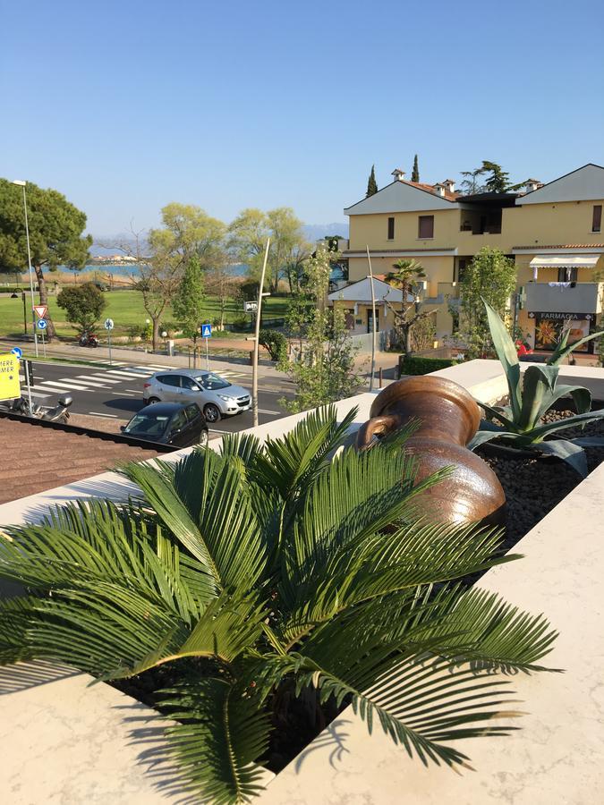Hotel Margherita Meuble Sirmione Eksteriør bilde